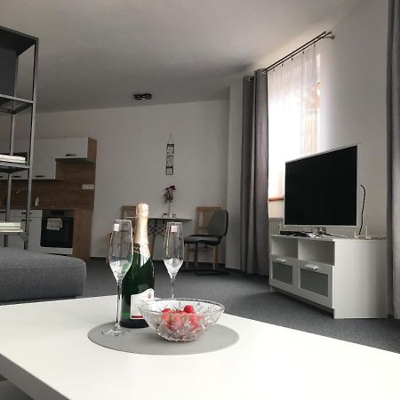 My Mara Maja Apartman C 4 เบเชนยอวา ภายนอก รูปภาพ