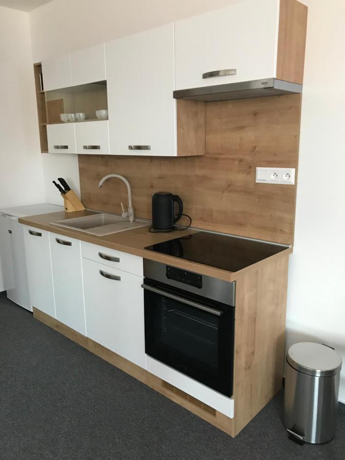 My Mara Maja Apartman C 4 เบเชนยอวา ภายนอก รูปภาพ