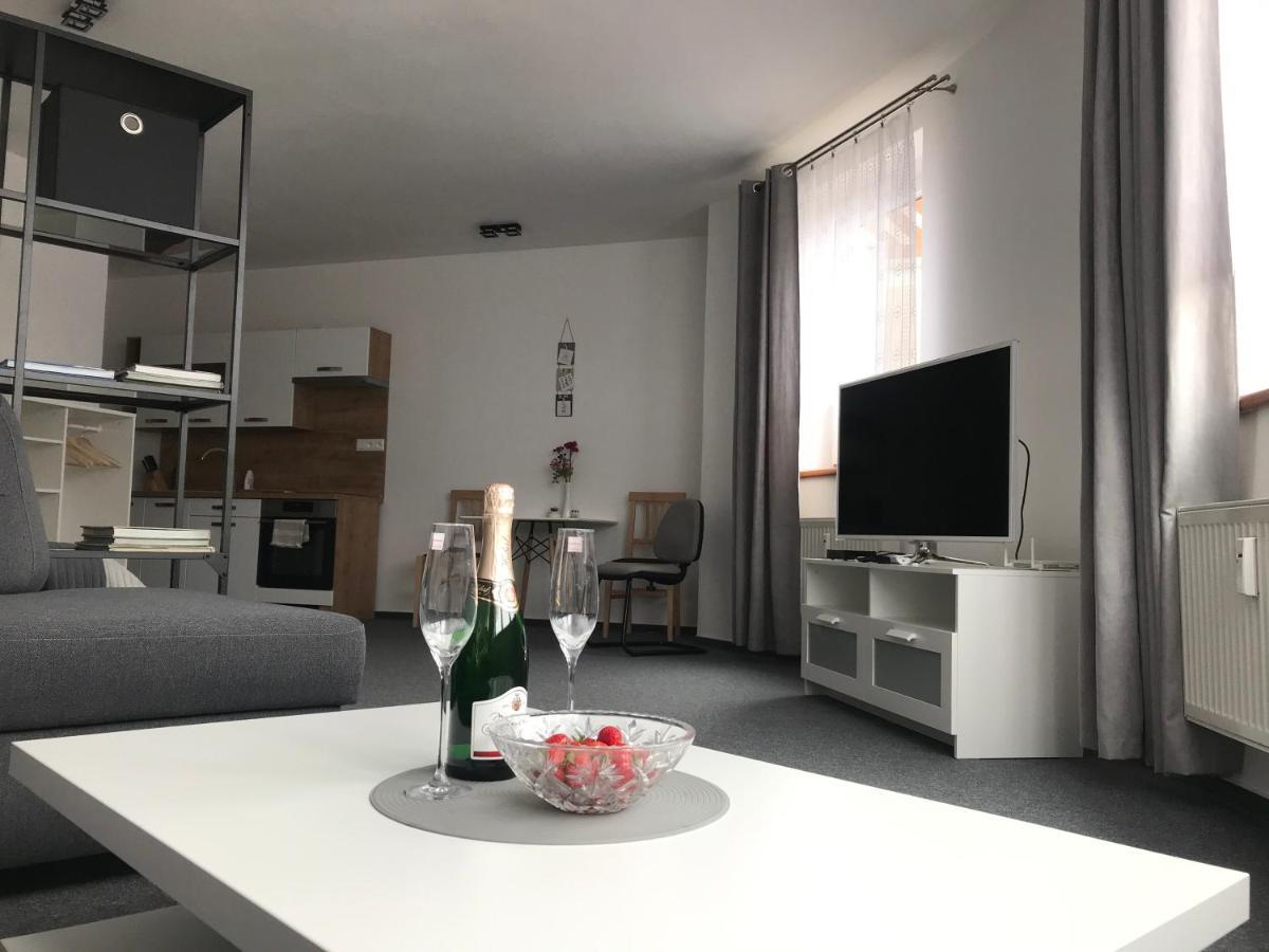 My Mara Maja Apartman C 4 เบเชนยอวา ภายนอก รูปภาพ